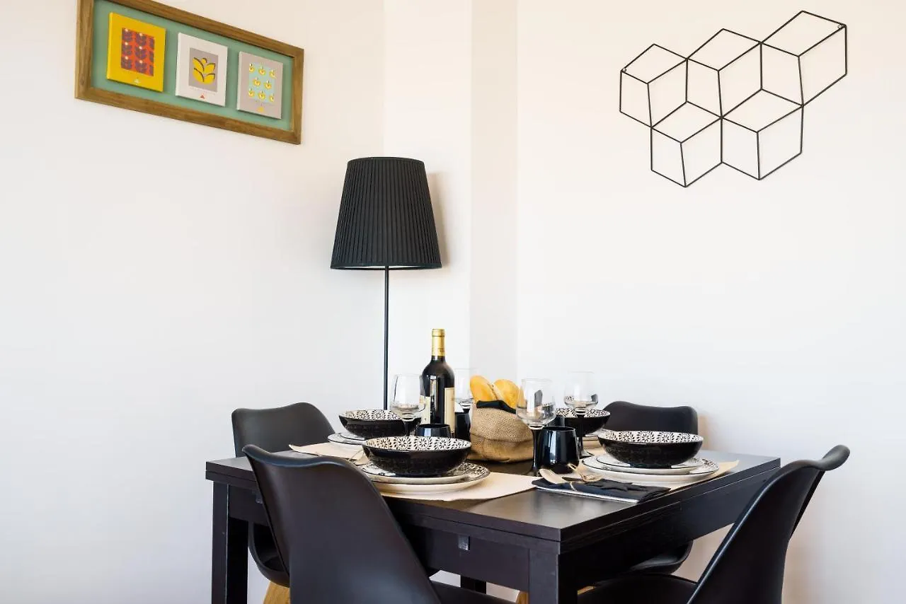 Lu&Cia Malaga Skyline Apartment